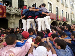 Fires 2017. La Diada Castellera a la plaça del Vi, amb els Marrecs de Salt, els Capgrossos de Mataró i els Minyons de Terrass