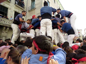 Fires 2017. La Diada Castellera a la plaça del Vi, amb els Marrecs de Salt, els Capgrossos de Mataró i els Minyons de Terrass