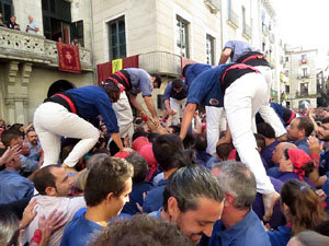 Fires 2017. La Diada Castellera a la plaça del Vi, amb els Marrecs de Salt, els Capgrossos de Mataró i els Minyons de Terrass