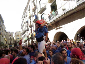 Fires 2017. La Diada Castellera a la plaça del Vi, amb els Marrecs de Salt, els Capgrossos de Mataró i els Minyons de Terrass
