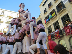 Fires 2017. La Diada Castellera a la plaça del Vi, amb els Marrecs de Salt, els Capgrossos de Mataró i els Minyons de Terrass