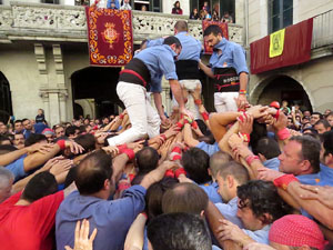 Fires 2017. La Diada Castellera a la plaça del Vi, amb els Marrecs de Salt, els Capgrossos de Mataró i els Minyons de Terrass