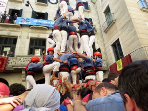 Fires 2017. La Diada Castellera a la plaça del Vi, amb els Marrecs de Salt, els Capgrossos de Mataró i els Minyons de Terrass