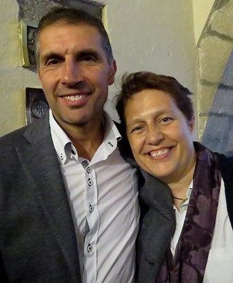 La regidora d'Esports de l'Ajuntament de Girona, Isabel Muradàs, amb el president del Girona, Delfí Geli Roura
