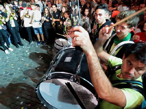 Fires 2017. Ballades de capgrossos, gegants i far&agrave;ndula a la pla&ccedil;a del Vi