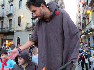 Fires 2017. Pregó de Fires. La cercavila de gegants i capgrossos fins la plaça del Vi