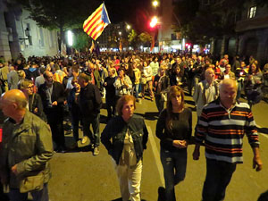 Concentració a la plaça de la Constitució en protesta per l'empresonament de Cuixart i Sánchez
