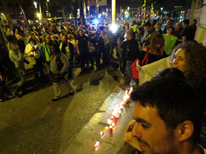 Concentració a la plaça de la Constitució en protesta per l'empresonament de Cuixart i Sánchez