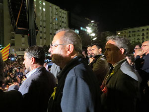 Concentració a la plaça de la Constitució en protesta per l'empresonament de Cuixart i Sánchez