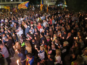 Concentració a la plaça de la Constitució en protesta per l'empresonament de Cuixart i Sánchez