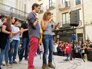 Concentraci&oacute; a la pla&ccedil;a del Vi i manifestaci&oacute; 'Cap pas enrere'