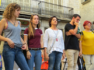 Concentraci&oacute; a la pla&ccedil;a del Vi i manifestaci&oacute; 'Cap pas enrere'