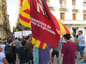 Concentraci&oacute; a la pla&ccedil;a del Vi i manifestaci&oacute; 'Cap pas enrere'