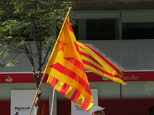 Concentraci&oacute; a la pla&ccedil;a del Vi i manifestaci&oacute; 'Cap pas enrere'