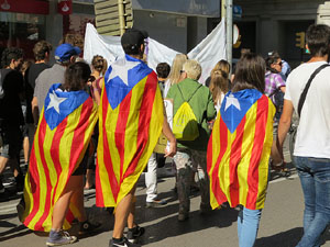 Concentraci&oacute; a la pla&ccedil;a del Vi i manifestaci&oacute; 'Cap pas enrere'