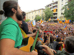 Manifestaci&oacute; 'Els col&middot;legis, sempre nostres!' davant la seu de la Generalitat de Catalunya