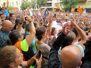 Manifestaci&oacute; 'Els col&middot;legis, sempre nostres!' davant la seu de la Generalitat de Catalunya