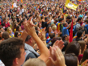 Manifestaci&oacute; 'Els col&middot;legis, sempre nostres!' davant la seu de la Generalitat de Catalunya