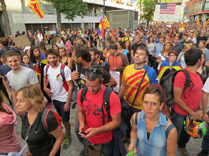 Manifestació 'República!' pels carrers de la ciutat i el Parc de la Devesa