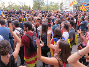 Manifestació 'República!' pels carrers de la ciutat i el Parc de la Devesa