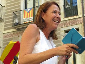 Marat&oacute; per la democr&agrave;cia. Concentraci&oacute; i parlaments a la pla&ccedil;a del Vi