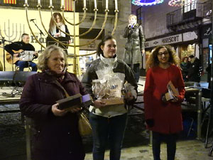 Nadal 2017. Encesa de les llums de Hanukk&agrave; a la pla&ccedil;a del Vi