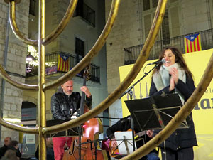 Nadal 2017. Encesa de les llums de Hanukk&agrave; a la pla&ccedil;a del Vi