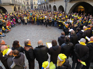 Nadal 2017. 'Un cant a la Llibertat'. Cantada de nadales a la plaça del Vi