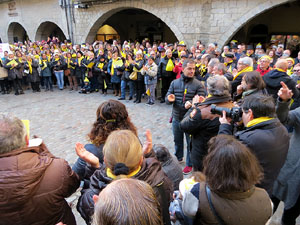 Nadal 2017. 'Un cant a la Llibertat'. Cantada de nadales a la plaça del Vi