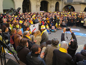 Nadal 2017. 'Un cant a la Llibertat'. Cantada de nadales a la plaça del Vi