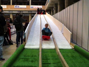 Nadal 2017. Pista de gel i tobogan a Fira de Girona