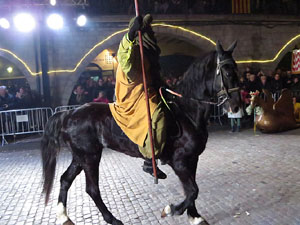 La Cavalcada de Reis 2018. Arribada del seguici a la pla&ccedil;a del Vi