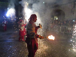 La Cavalcada de Reis 2018. Arribada del seguici a la pla&ccedil;a del Vi