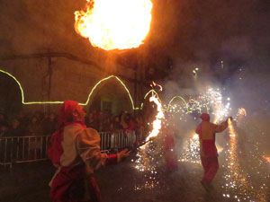 La Cavalcada de Reis 2018. Arribada del seguici a la pla&ccedil;a del Vi