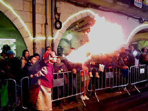 La Cavalcada de Reis 2018. Arribada del seguici a la pla&ccedil;a del Vi