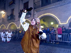 La Cavalcada de Reis 2018. Arribada del seguici a la pla&ccedil;a del Vi