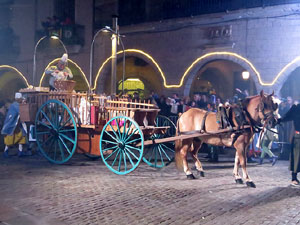 La Cavalcada de Reis 2018. Arribada del seguici a la pla&ccedil;a del Vi