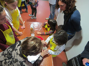 Nadal 2017. Taller de sufganiot, bunyols de Hanukkà, al Museu d'Història dels Jueus