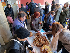 Nadal 2016. La xocolatada del Mercat del Lle&oacute; la vig&iacute;lia de Nadal