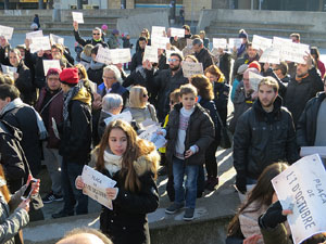 Canvi de nom de la plaça Constitució per plaça de l'1 d'octubre