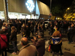 Vaga general 8 de novembre. Tall de les vies del TGV a Girona