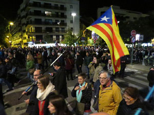 Vaga general 8 de novembre. Tall de les vies del TGV a Girona