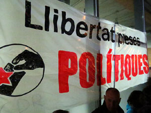 Vaga general 8 de novembre. Tall de les vies del TGV a Girona