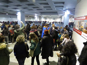 Vaga general 8 de novembre. Tall de les vies del TGV a Girona