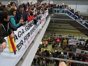 Vaga general 8 de novembre. Tall de les vies del TGV a Girona