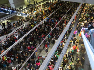 Vaga general 8 de novembre. Tall de les vies del TGV a Girona