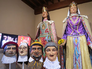 Toc de rams. Canvi dels rams de flors de les gegantes de Girona