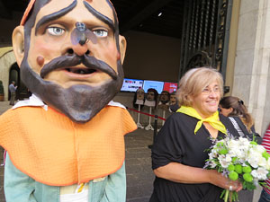 Toc de rams. Canvi dels rams de flors de les gegantes de Girona