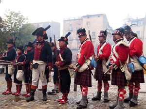 X Festa Reviu els Setges Napole&ograve;nics de Girona. Combat a la pla&ccedil;a de Sant Dom&egrave;nec
