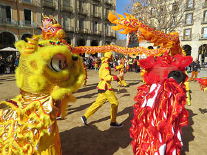 Celebraci&oacute; de l'any nou xin&egrave;s, el 4716, any del Gos, a Girona